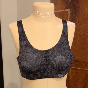 Victoria Sport Sports Bra